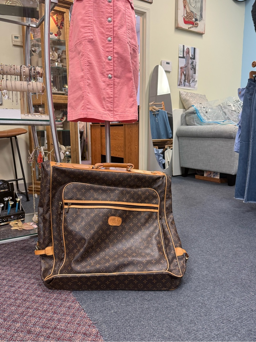 Louis Vuitton Brown Monogram Rolling Garment Bag with Natural Tan Trim